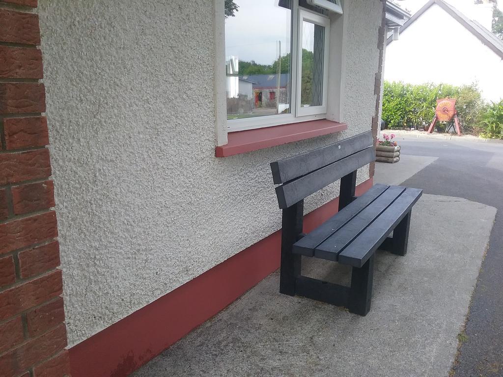 Rocksberry Bed & Breakfast Castlebar Buitenkant foto