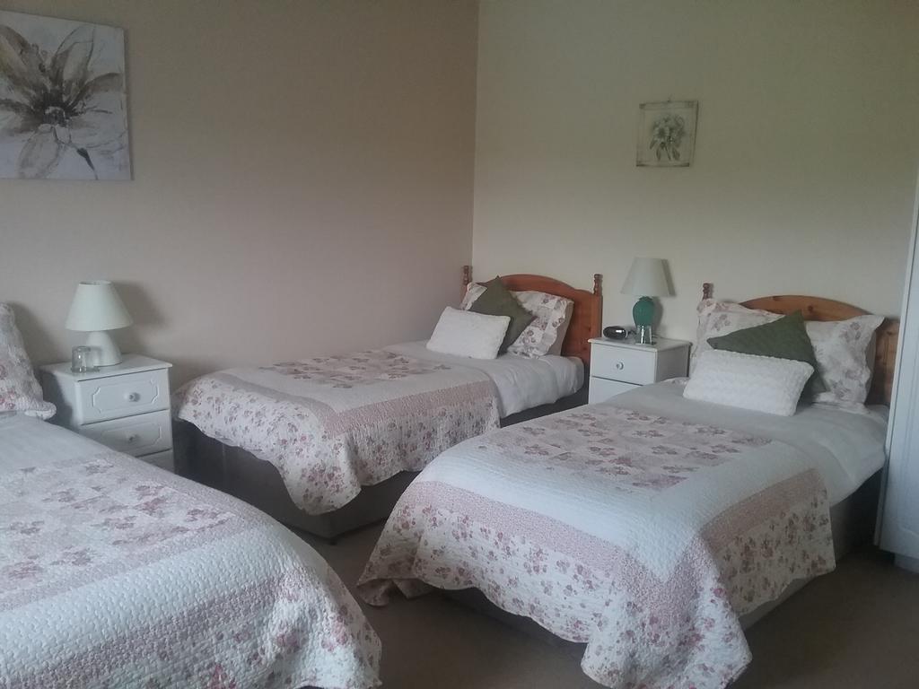 Rocksberry Bed & Breakfast Castlebar Buitenkant foto
