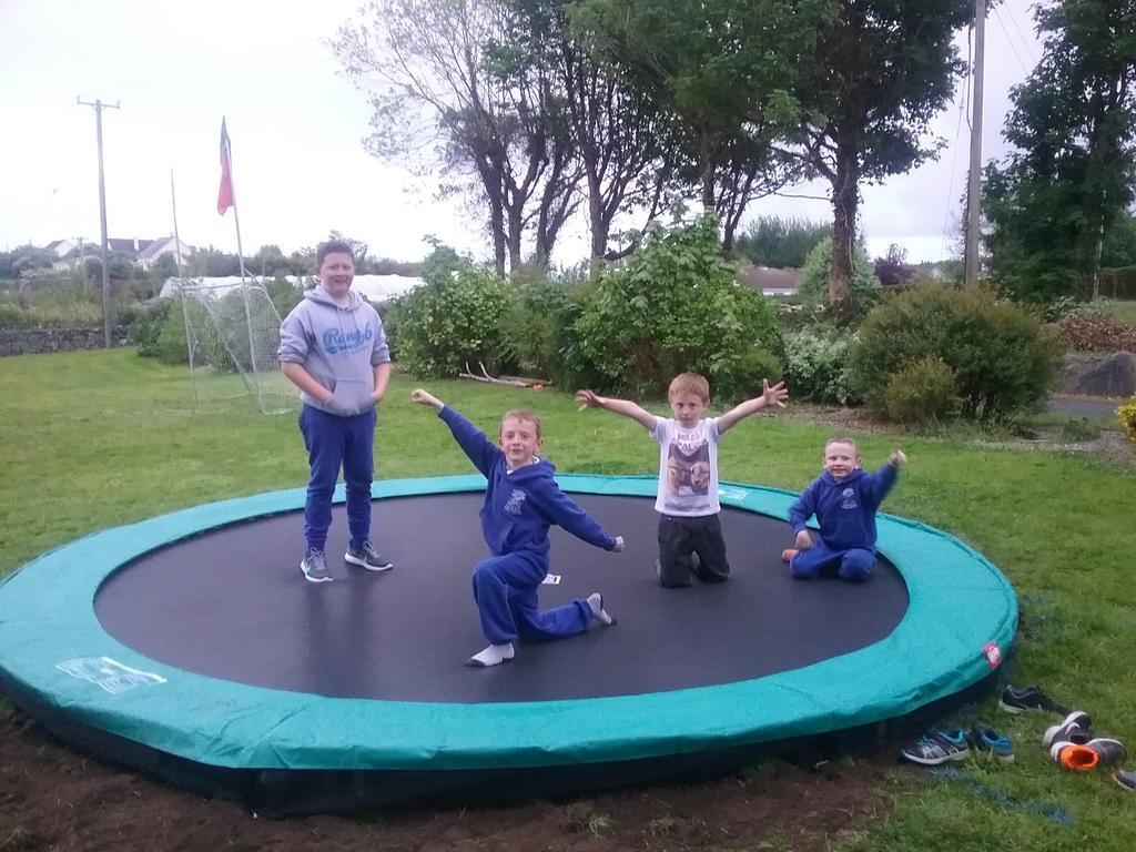 Rocksberry Bed & Breakfast Castlebar Buitenkant foto