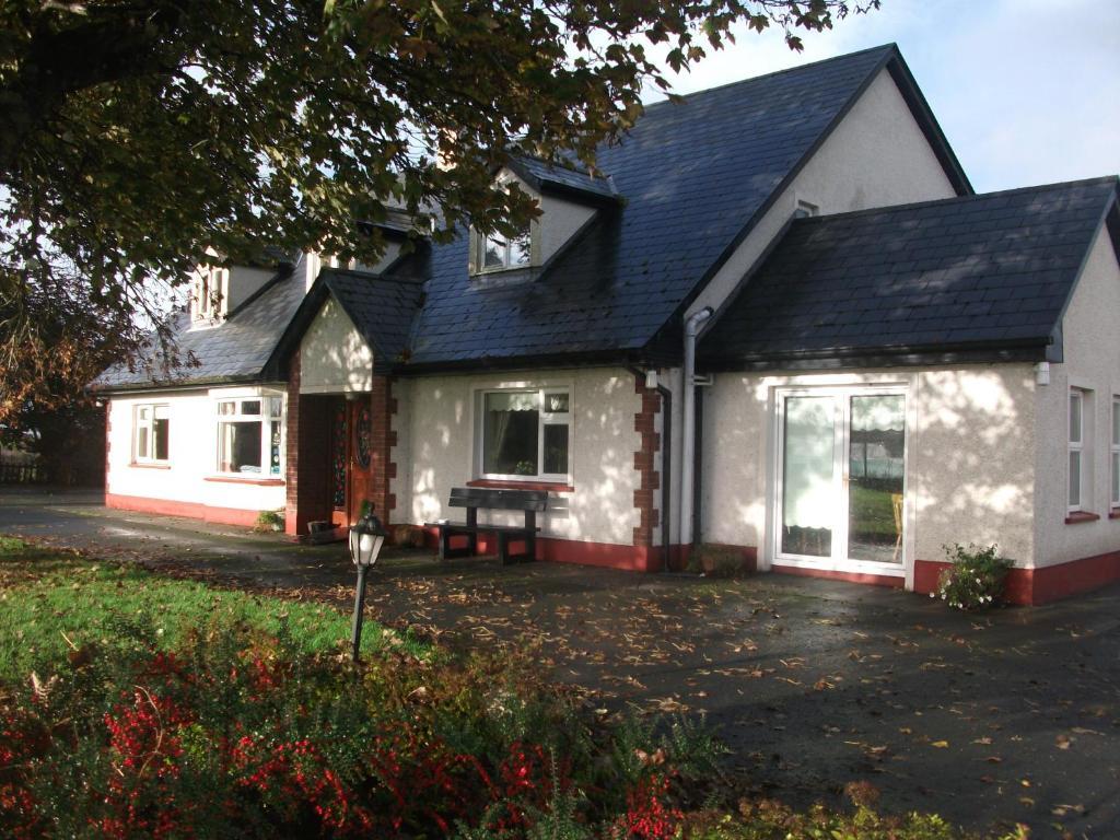 Rocksberry Bed & Breakfast Castlebar Buitenkant foto