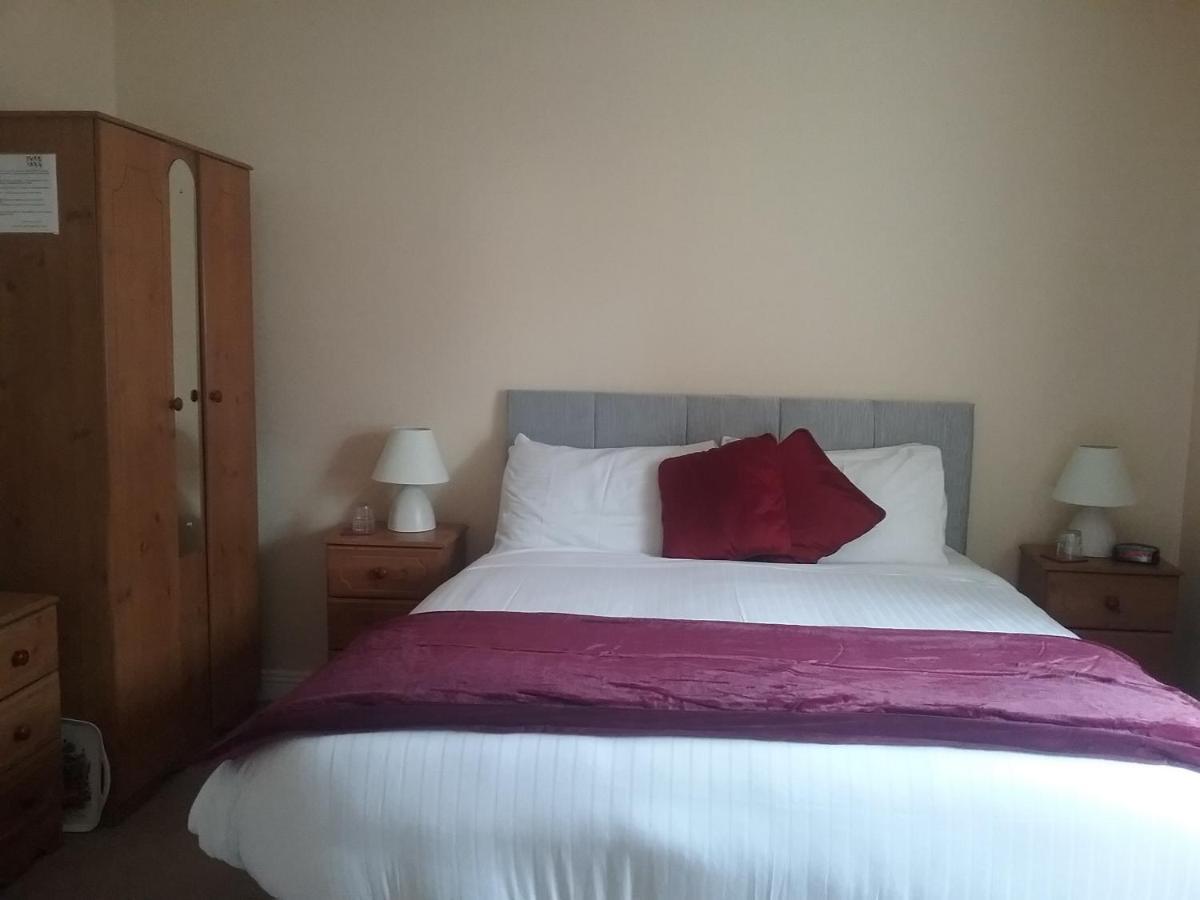 Rocksberry Bed & Breakfast Castlebar Buitenkant foto